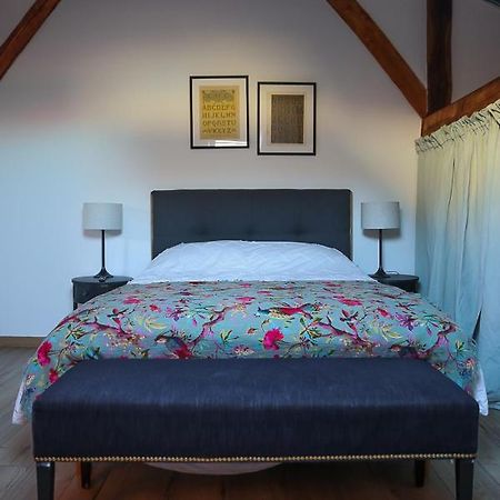 Croix Blanche - Le Logis Apartman Tournan-en-Brie Kültér fotó