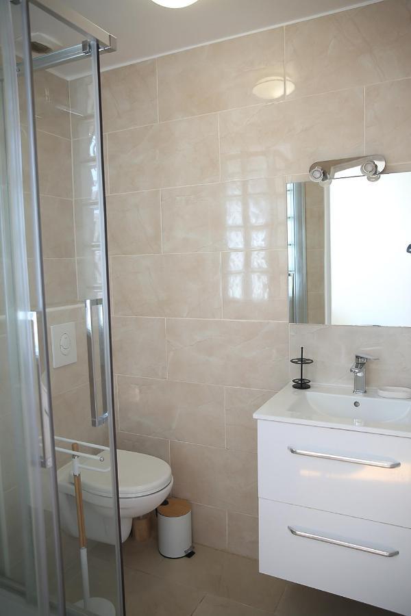 Croix Blanche - Le Logis Apartman Tournan-en-Brie Kültér fotó